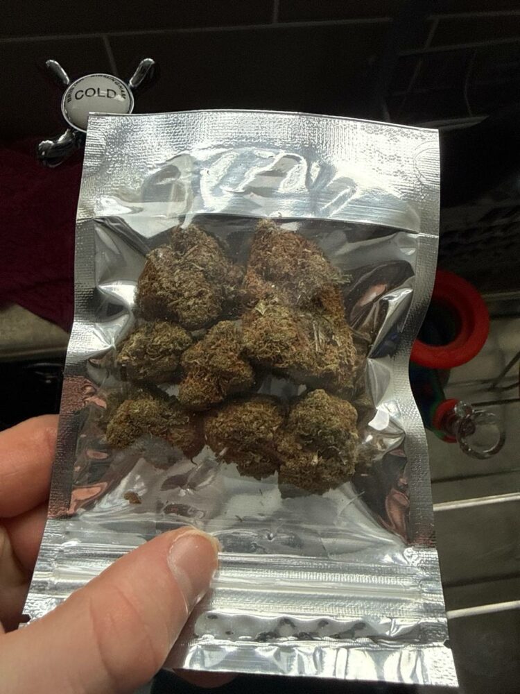 Buy Stardawg (Sativa) - UK online dispensary